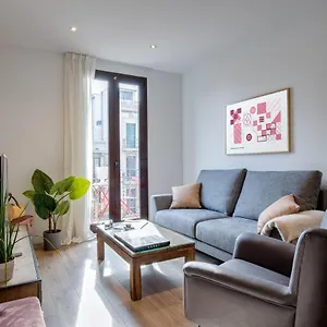 lucasland-apartments-barcelona.catalonia-hotels.com/